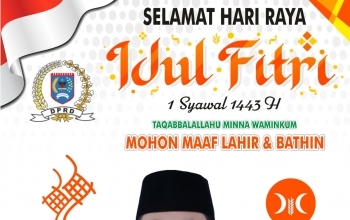 Ketua DPRD Kota Payakumbuh HAMDI AGUS,ST. Beserta Keluarga Mengucapkan selamat Hari Raya Idul Fitri 1 Syawal 1443 H Tahun 2022.