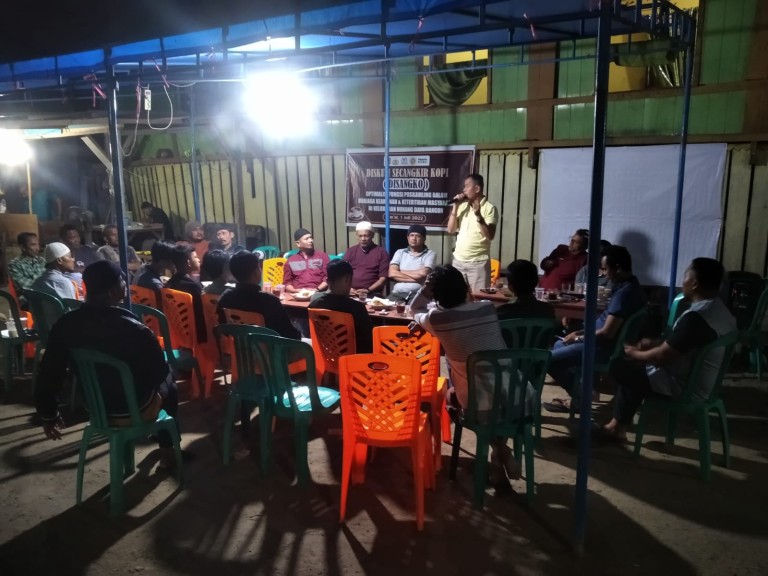 Diskusi Secangkir Kopi HUT Bhayangkara Ke -76 di Kelurahan Nunang Daya Bangun (NDB). Kompol Russirwan,SH Beri Apresiasi Pada Seluruh Lapisan Masyarakat