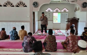 Jum'at Curhat Kapolsek Pangkalan, Datangi Masjid Jihad Jorong Pasar Baru Nagari Pangkalan